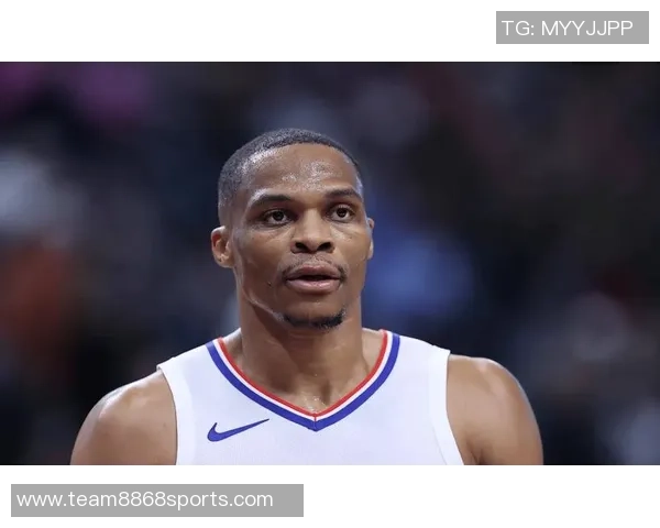 威少盛赞小萨准绝杀表现表达作为老将的骄傲与新秀的期待